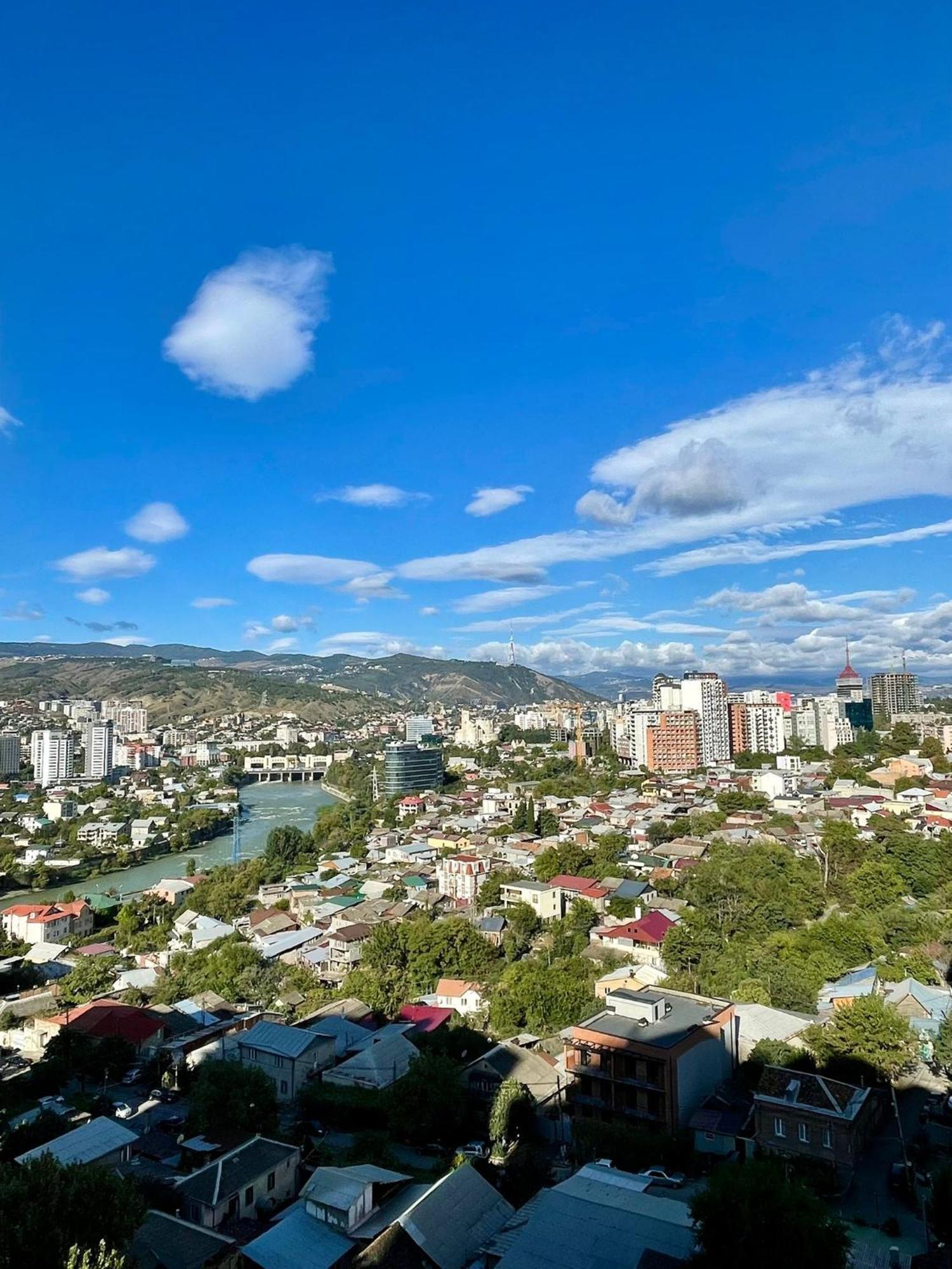 Cozy 1-Bedroom Unit In Tbilisi, With Amazing View Экстерьер фото